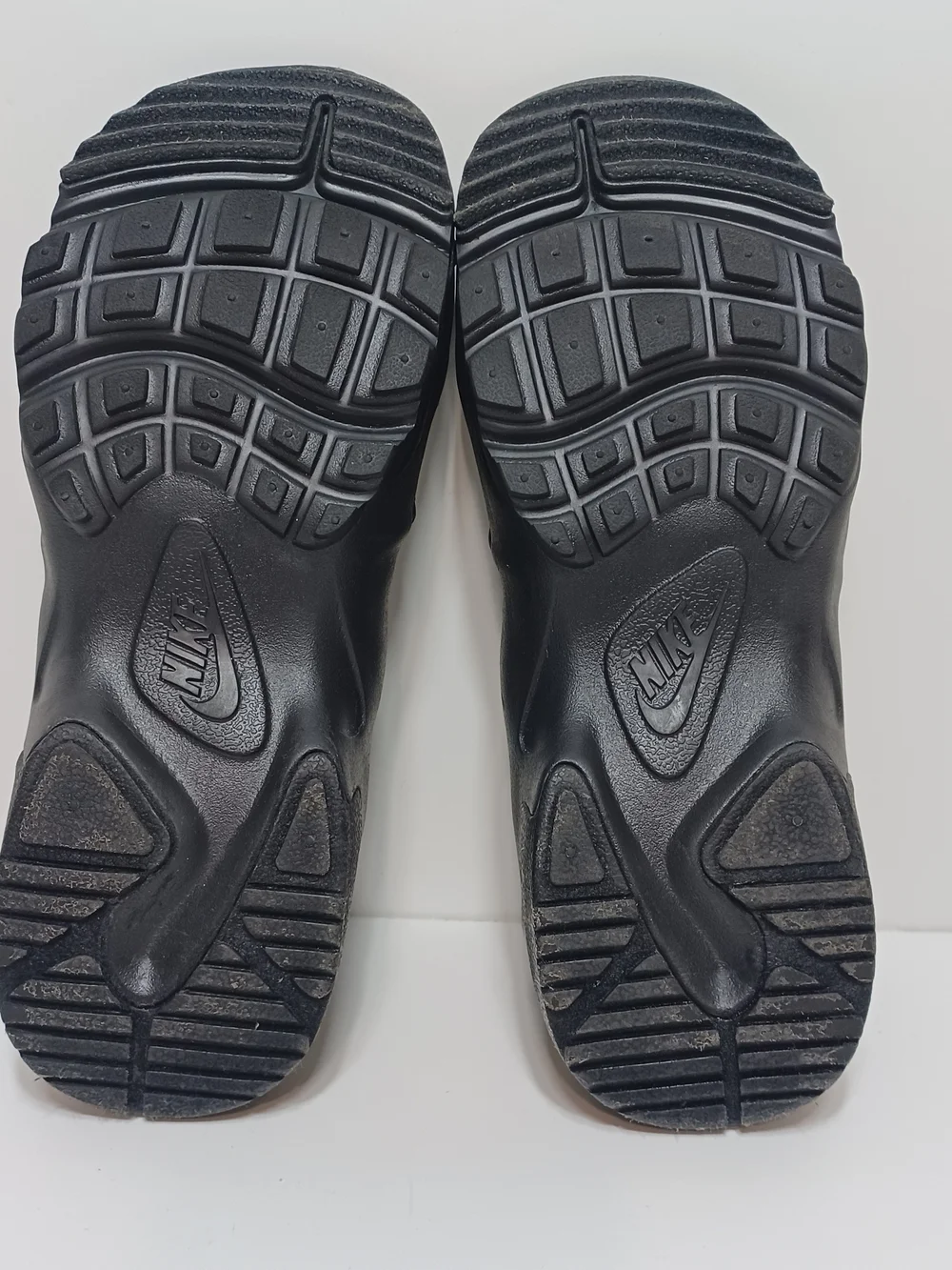 Nike Men Black Canyon Sandal Size 7